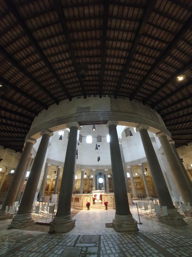 Mini Appartamento Colosseo ローマ エクステリア 写真
